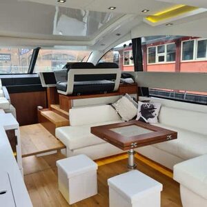 Yacht de luxe FAIRLINE TARGA 50GT à vendre