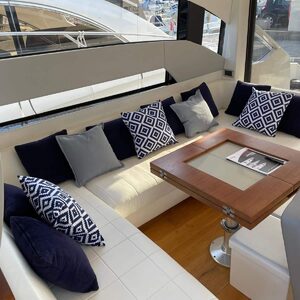 Yacht de luxe FAIRLINE TARGA 50GT à vendre