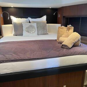 Yacht de luxe PRINCESS 72 à vendre