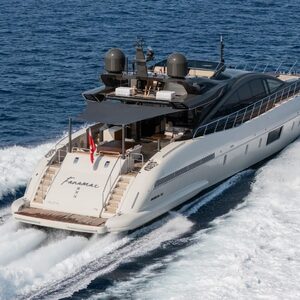Mangusta 110 &#8220;FANAMAX&#8221; | Yacht de Luxe à Louer
