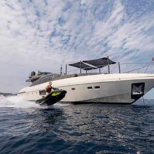 Mangusta 110 &#8220;FANAMAX&#8221; | Yacht de Luxe à Louer