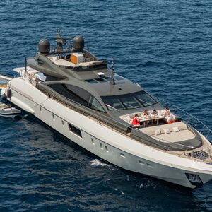 Mangusta 110 &#8220;FANAMAX&#8221; | Yacht de Luxe à Louer