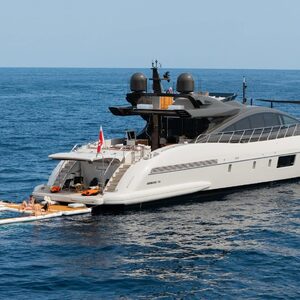 Mangusta 110 &#8220;FANAMAX&#8221; | Yacht de Luxe à Louer