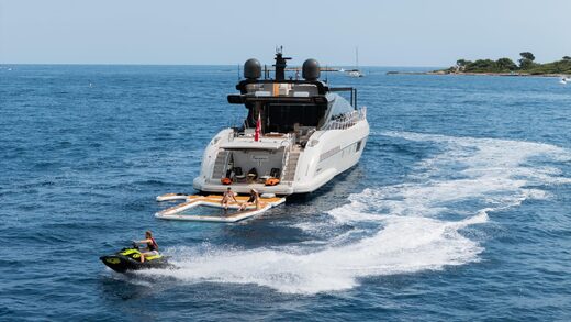 Votre partenaire en gestion, location et acquisition de yacht de luxe