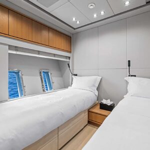Mangusta 110 &#8220;FANAMAX&#8221; | Yacht de Luxe à Louer