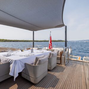 Mangusta 110 &#8220;FANAMAX&#8221; | Yacht de Luxe à Louer