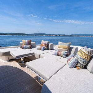 Yacht de luxe BLUEGAME BGX63 à vendre