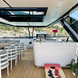 Ferretti 860 &#8220;LADY AGA&#8221; | Yacht de Luxe à Louer