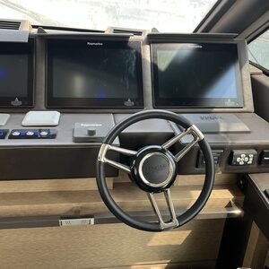 Yacht de luxe PRESTIGE 680 à vendre