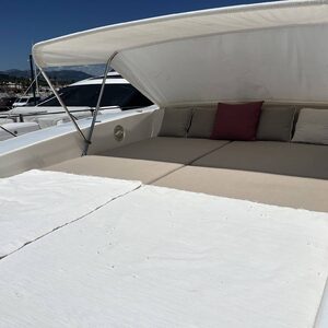 Yacht de luxe LEOPARD 27M à vendre