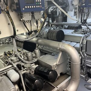 Yacht de luxe LEOPARD 27M à vendre
