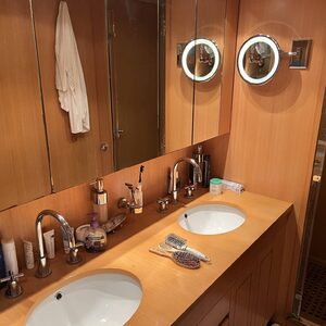 Yacht de luxe LEOPARD 27M à vendre