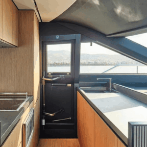 Yacht de luxe FERRETTI 720 à vendre