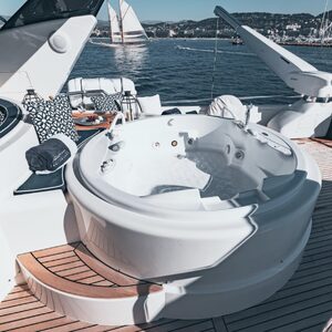 Yacht de Luxe Guy Couach 2800 Long Range à vendre