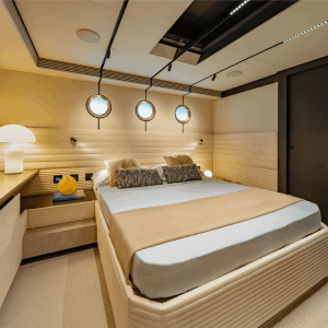 Vandutch 75 &#8220;DUTCH PEARL&#8221; | Luxury Yacht Available for Charter