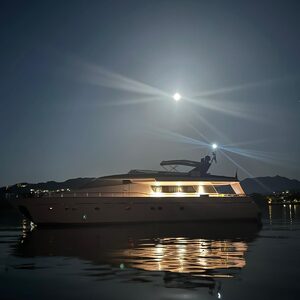 Yacht de Luxe Sanlorenzo 82 à Vendre