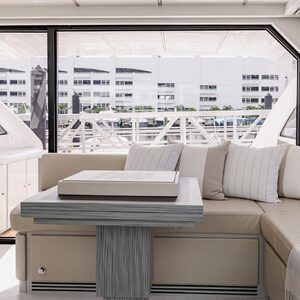 SEA SUITE
