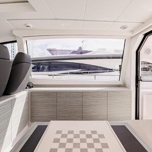 SEA SUITE