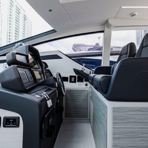 SEA SUITE