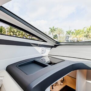 SEA SUITE