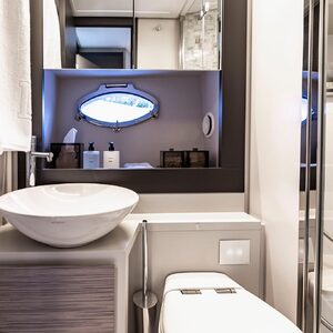 SEA SUITE