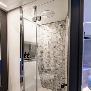 SEA SUITE